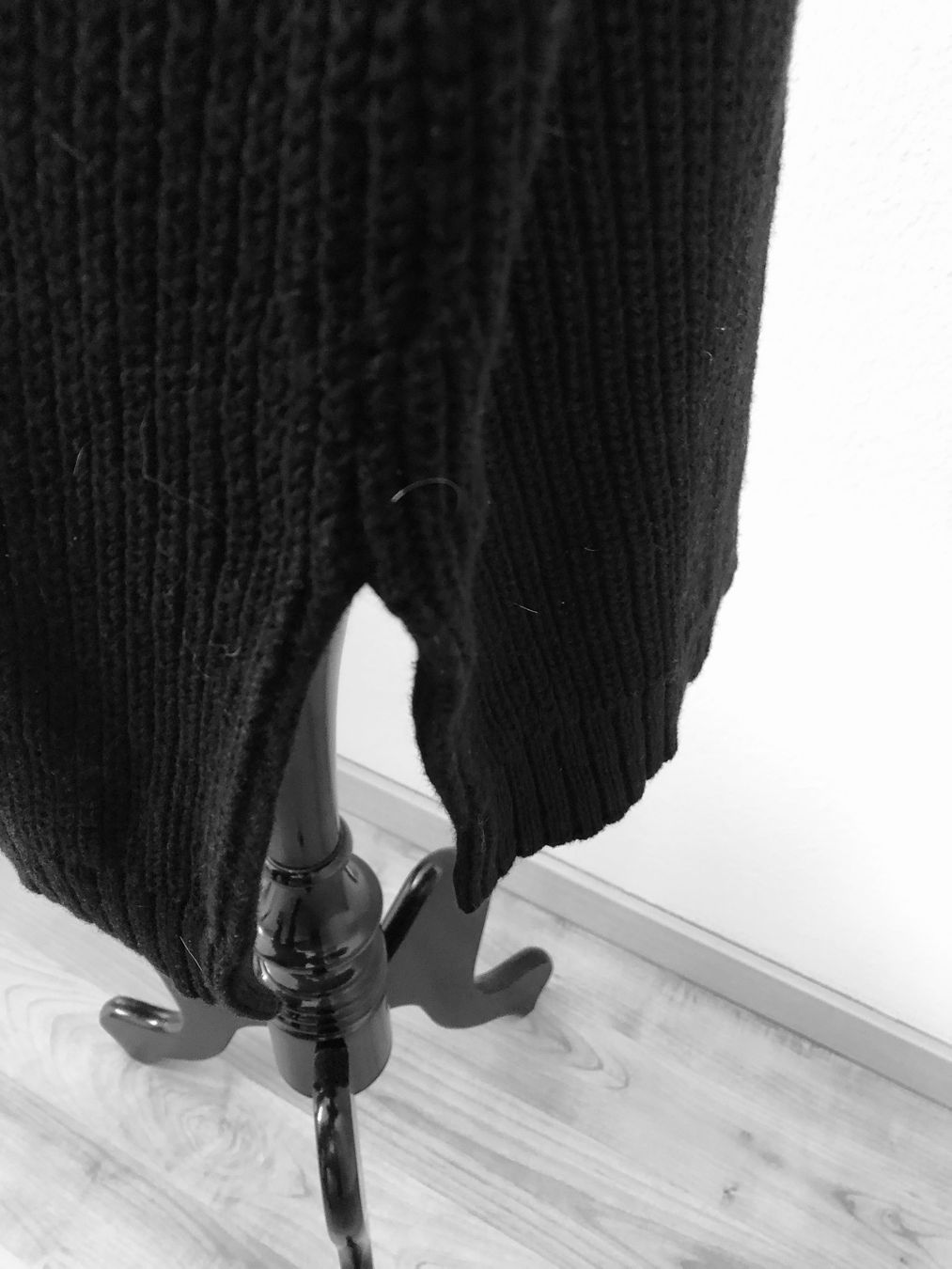 Madeleine Pulls & Sweat-shirts: Schwarzer Strickpullover Rollkragen – Neuf (Voir description) à Arlesheim par leyRum4.5 3