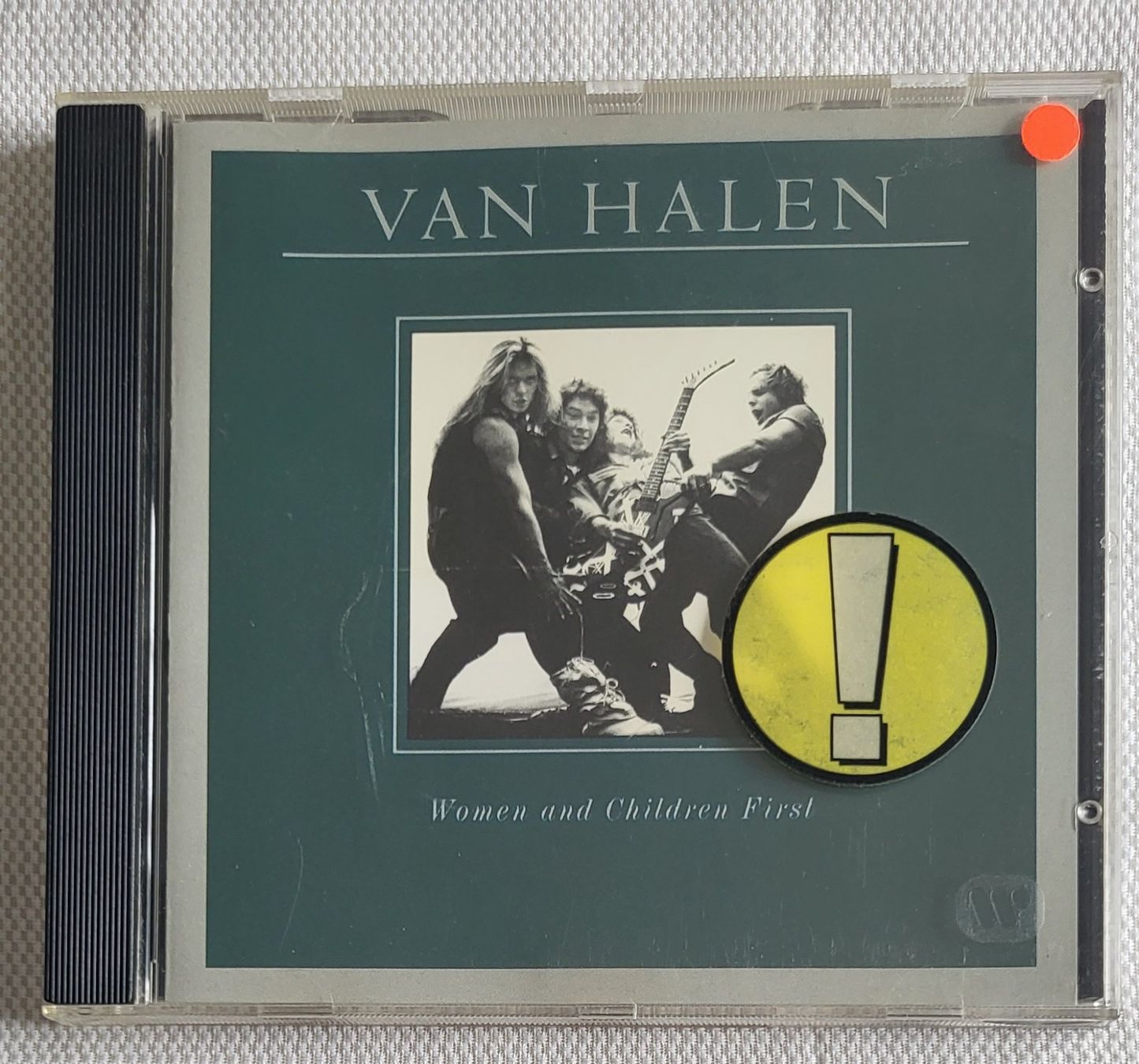 CD: Van Halen - Women and children first – Usato da Villars-sur-glane venduto da Epsilonhike