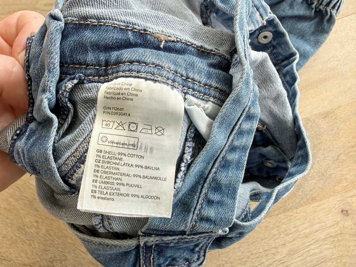 H&M Pantaloni: Jeans Latzhose Mädchen Gr. 80 – Usato da Eggenwil venduto da Lissi82 4