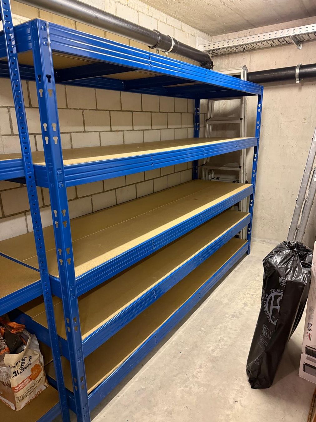 Regale: Regal – Gebraucht aus Thalwil von peterson17 2