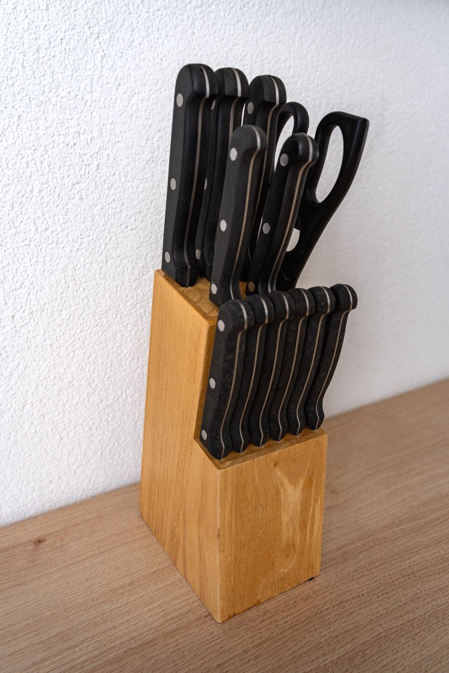 Coltelli: Messerblock 13-teilig – Usato da Rickenbach b. Wil venduto da Salsch