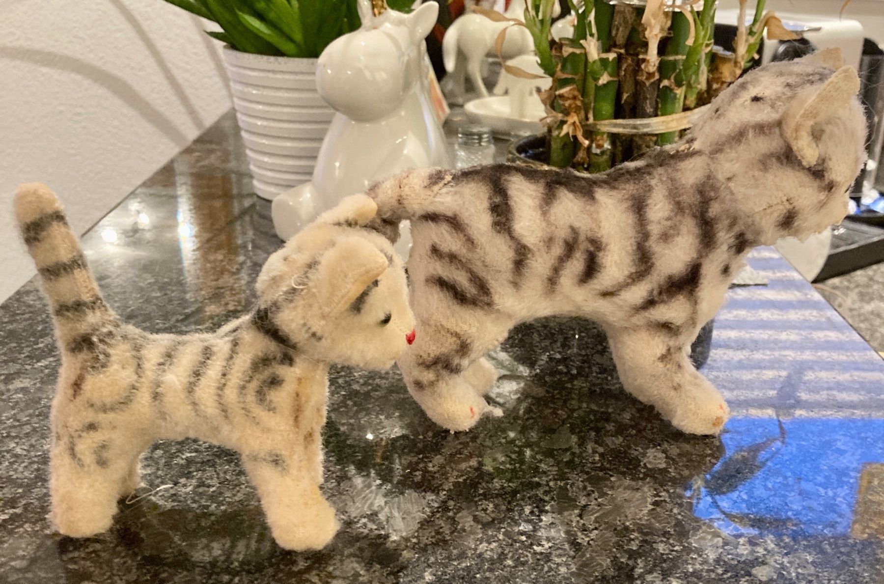 Steiff Spielzeuge: 2 Katzen - antike Steiff Stofftiere – Gebraucht aus Rütihof von Kelani 4