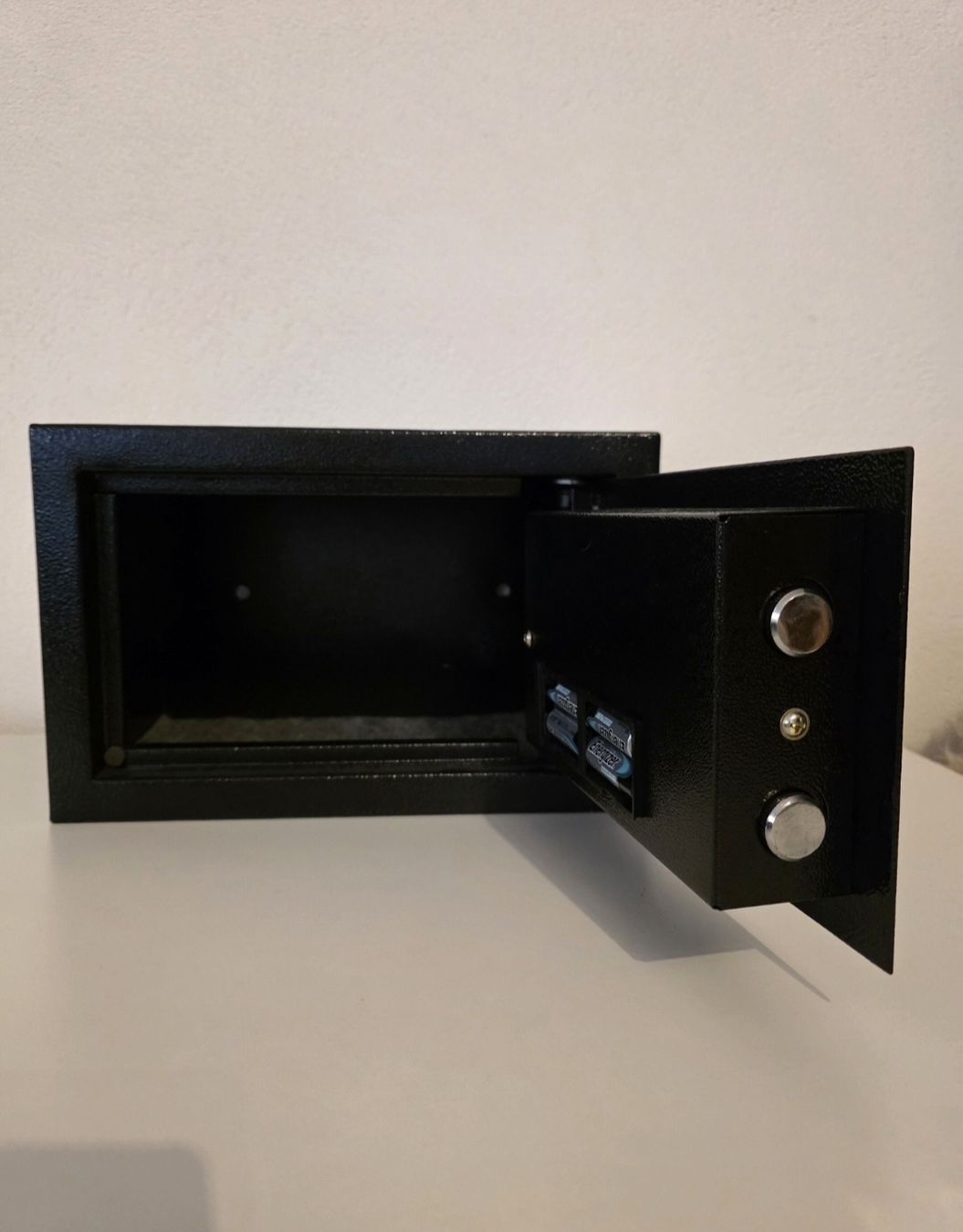 Casseforti: HomeGuard Safe – Usato da trimmis venduto da napa_ 1