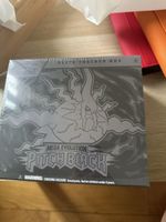 Pokemon TCG Mega Evolution Pitch Black Elite Trainer Box