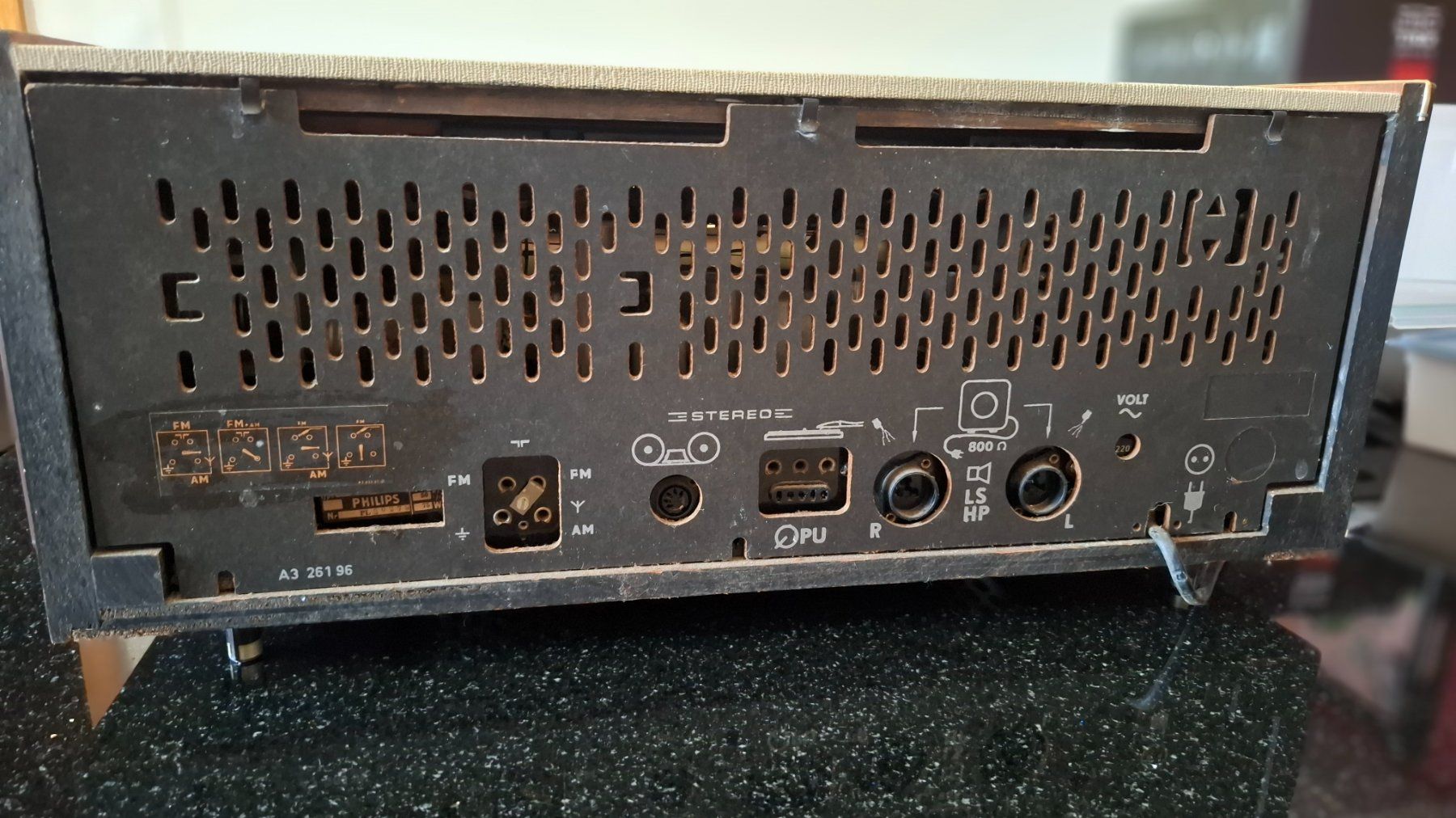 Philips Radio: BI Ampli Radio von Philipps – Usato da Schönenberg TG venduto da Jenny25. 2