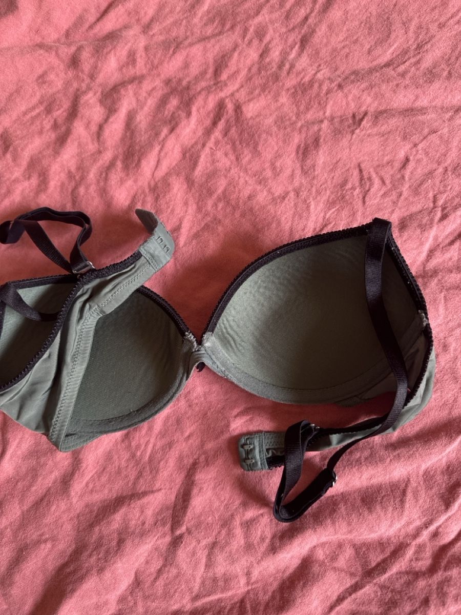 H&M Altra biancheria intima: BH 75A – Usato da Zürich venduto da gi_ner 1