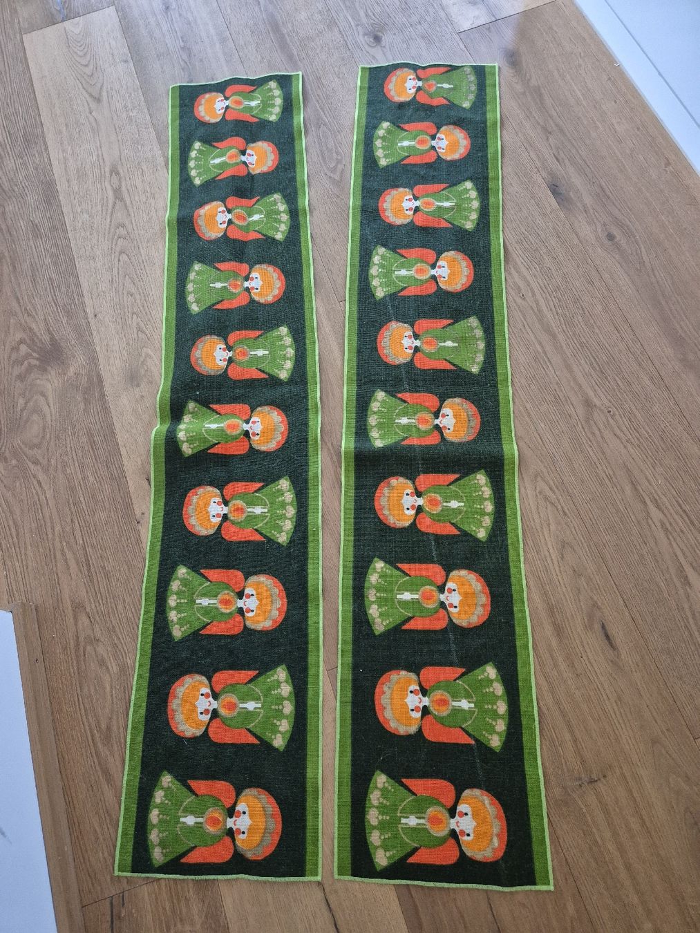 Autre linge de table: Södahl Tischläufer Retro – D'occasion à Schellenberg par Sabine81