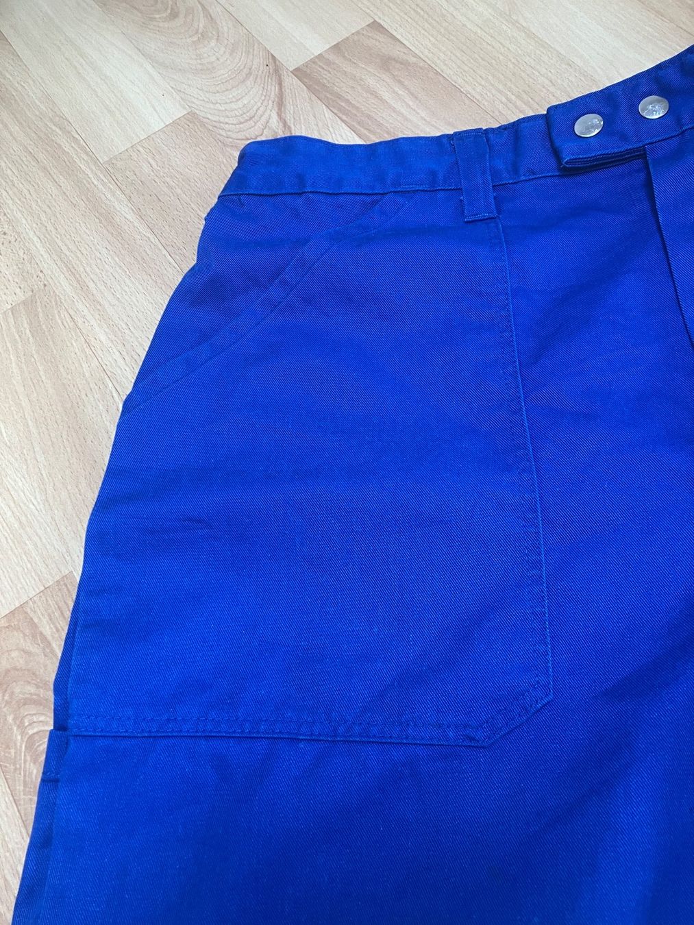 Pantaloni: Arbeitskleidung kurze Hose blau Gr.56 – Usato da Bettwiesen venduto da Zustand57 2