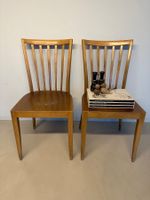 2 schöne Holzstühle, Stabstühle, 70er Jahre