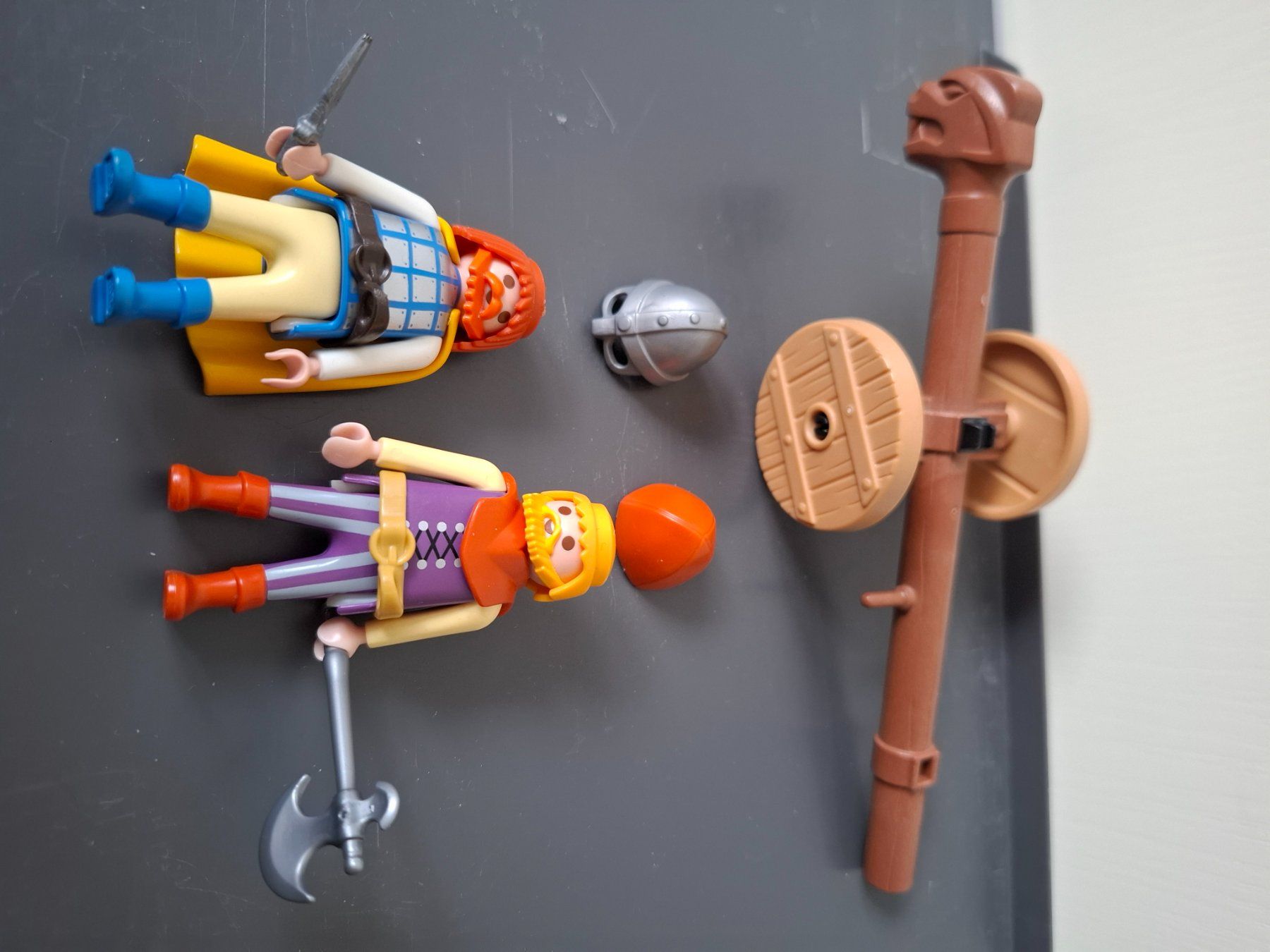 Playmobil Spielzeuge: Playmobil 3153 Wikinger mit Rammbock – Gebraucht aus Alpnach Dorf von Burnbuster 4