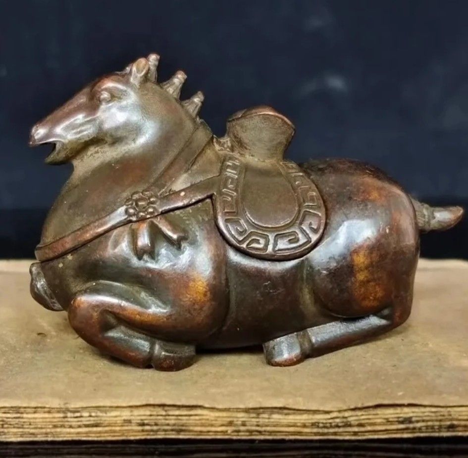 Sculture & Statue: Cheval en Bronze porte bijoux – Nuovo e nell'imballaggio originale da Vernier venduto da 19pigments 2