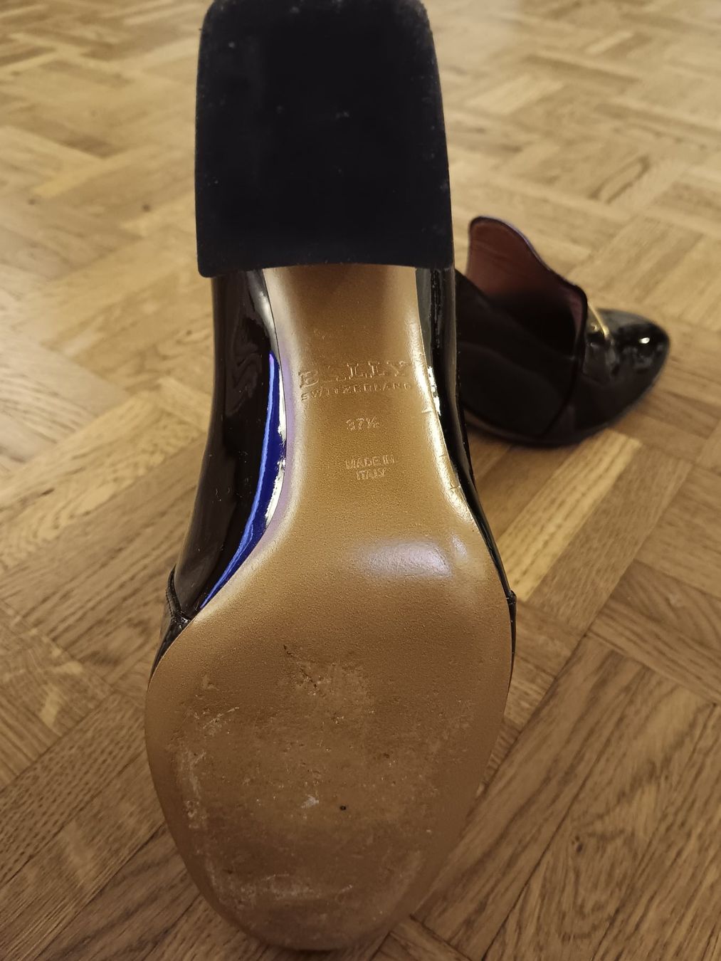 Bally Damenschuhe: Bally Lackleder Pumps – Gebraucht aus Suhr von fah_95vt 5