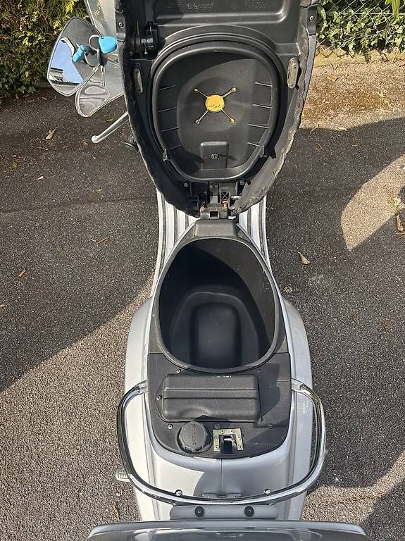 Piaggio Altro: Vespa Piaggio LX 125 – Usato da Kaiseraugst venduto da mengster 1