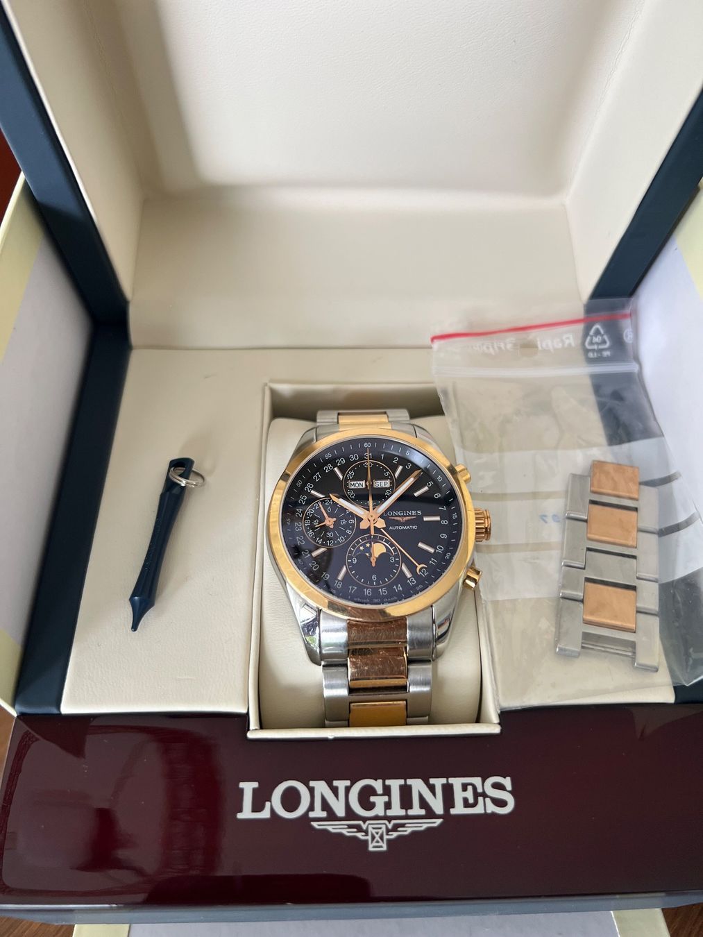 Longines Montres: Longines Conquest Classic Chronograph Bicolor – D'occasion à La Neuveville par yas_k6fj