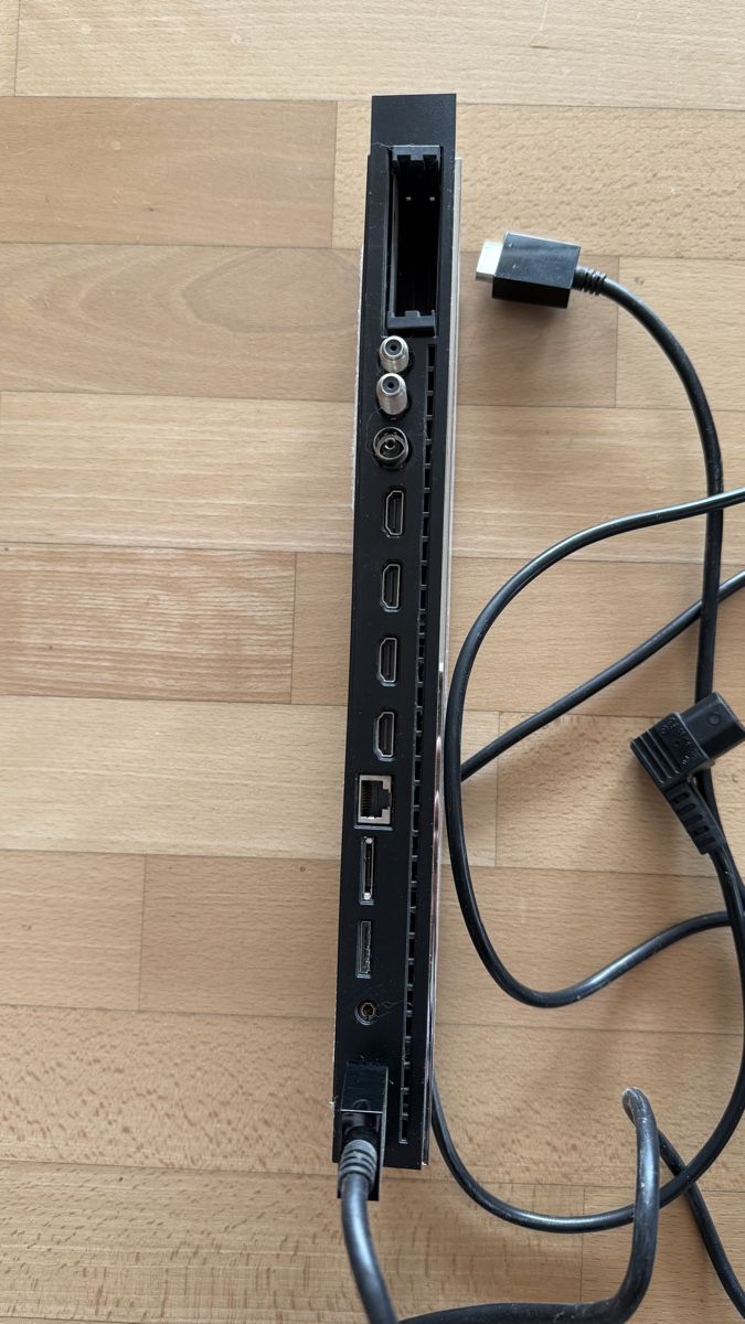 Samsung Televisori: Samsung UHD 78“ – Usato da Winkel venduto da Tomluis 2