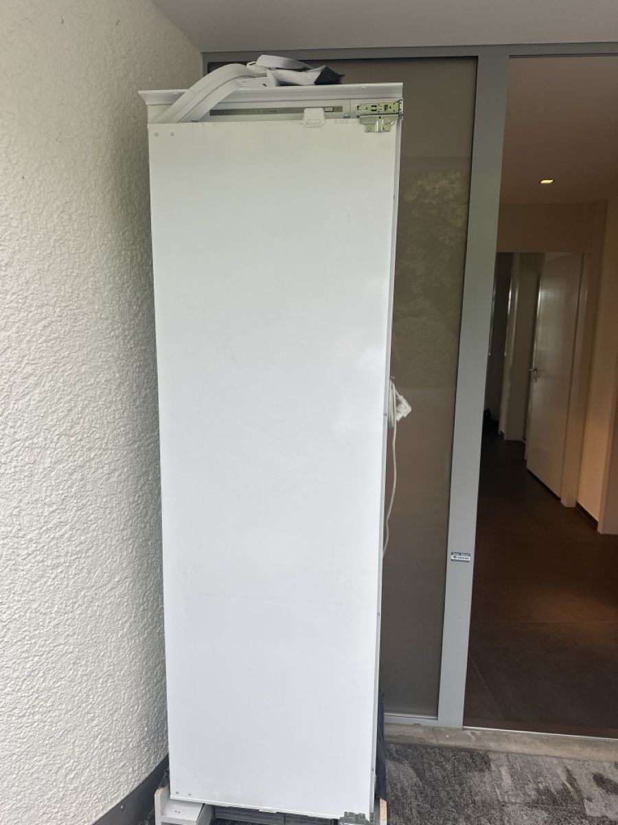 Frigoriferi: Siemens Einbaukühlschrank – Usato da St. Gallen venduto da Ursula66