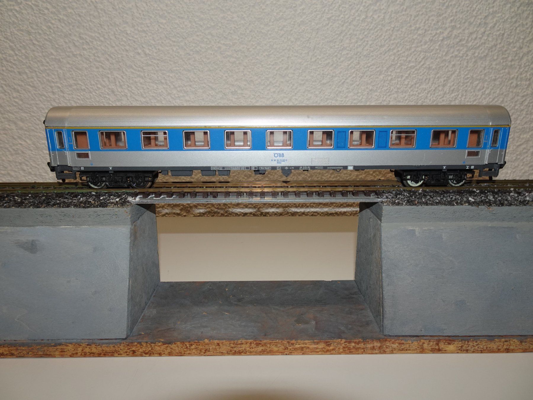 Fleischmann Modelleisenbahnen: Fleischmann 5191 ÖBB Amoz UIC Abteilwagen   H0 DC – Gebraucht aus Hinwil von Berling0 1
