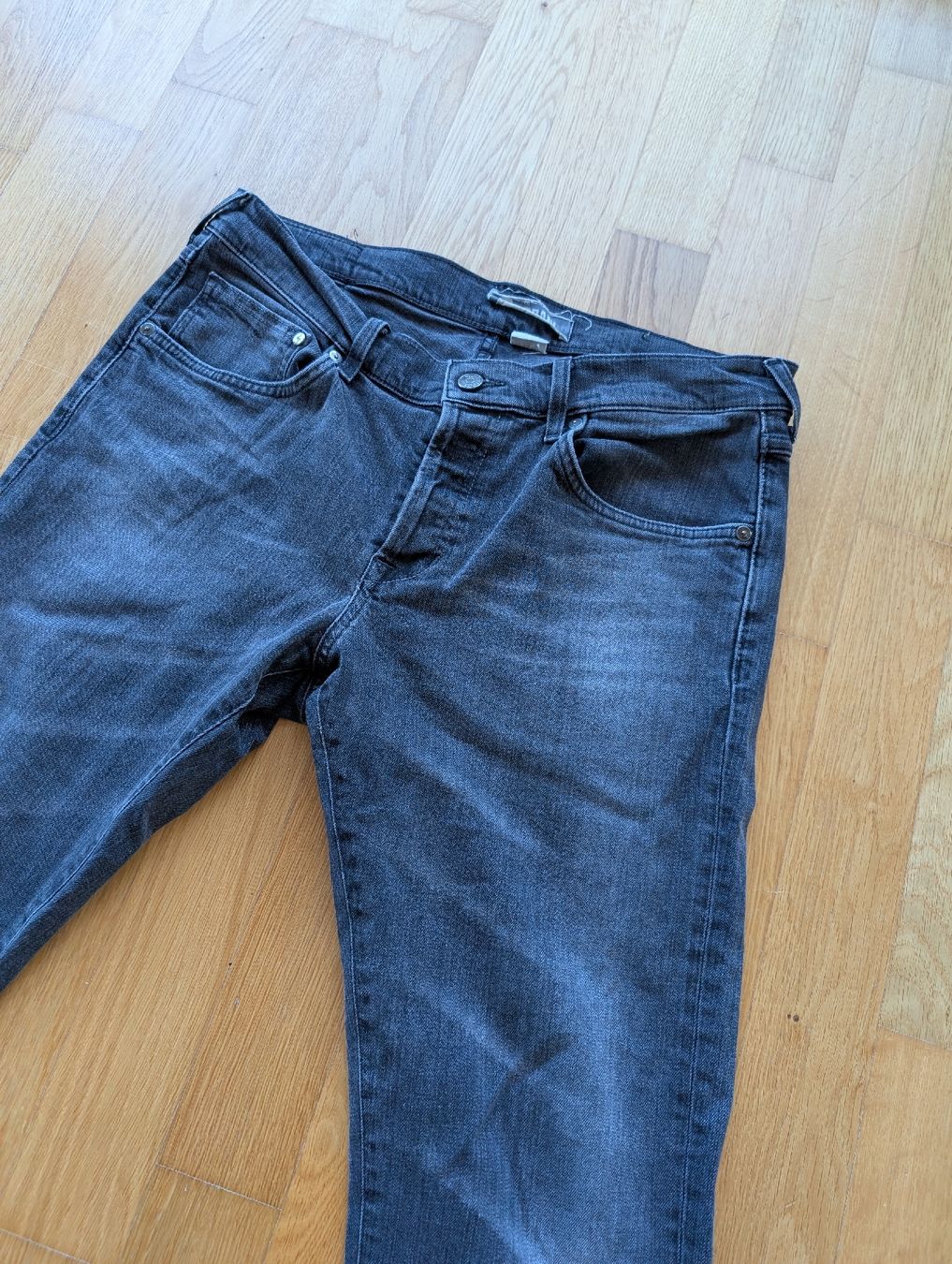 H&M Jeans: H&M Urban Jeans, Gr. 33 schwarz – Usato da Wädenswil venduto da HummerZH 3