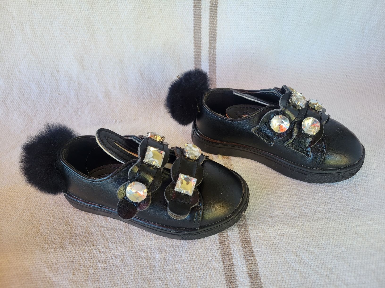 Scarpe per ragazze: Basket lapin et strass, taille 21 – Usato da Neuchâtel venduto da valerizette 2