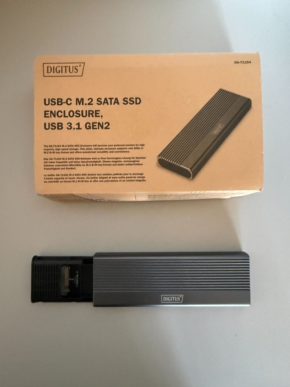 Dischi rigidi: DIGITUS USB C M.2 SATA SSD Gehäuse / Adapter – Difettoso da Hermetschwil-Staff venduto da b6mp