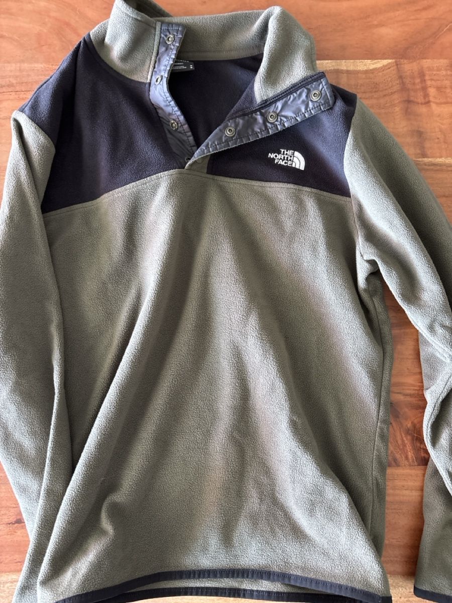 North Face Maglioni & Felpe: Fleecepullover The North Face herren olive Grösse M – Usato da Reinach BL venduto da ant_y5tt 1
