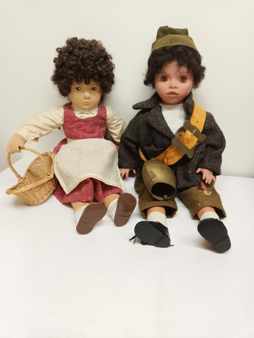 Bambole: Heidi und Peter  sehr lieblich 50cm  gross – Usato da sursee venduto da pasuro