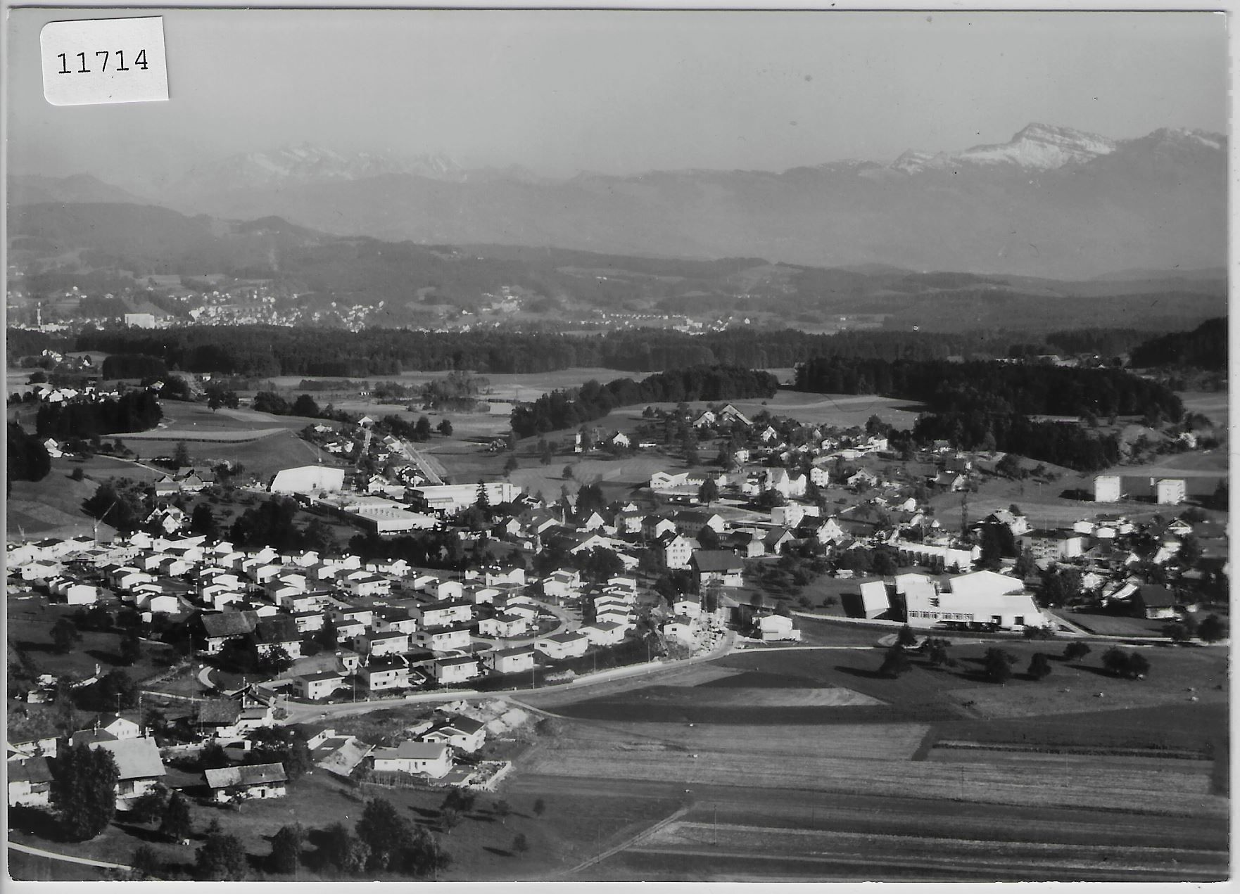 Cartoline postali: Flugaufnahme Wolfhausen ZH – Antico da Ettingen venduto da Kartenplanet