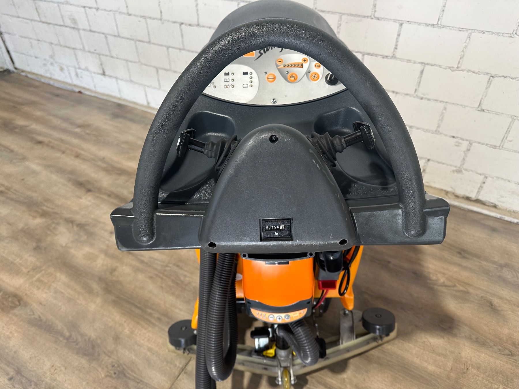 Kärcher Tutte le macchine: Taski Swingo 955B Neue Batterien – Usato da Bettwiesen venduto da chili1 9
