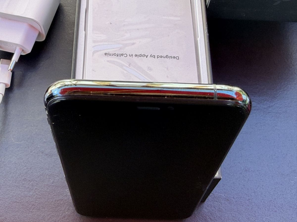 Apple Telefoni cellulari / Smartphones: iPhone 11 Pro 256GB Midnight Green – Usato da Hausen am Albis venduto da sergebuerglen 6