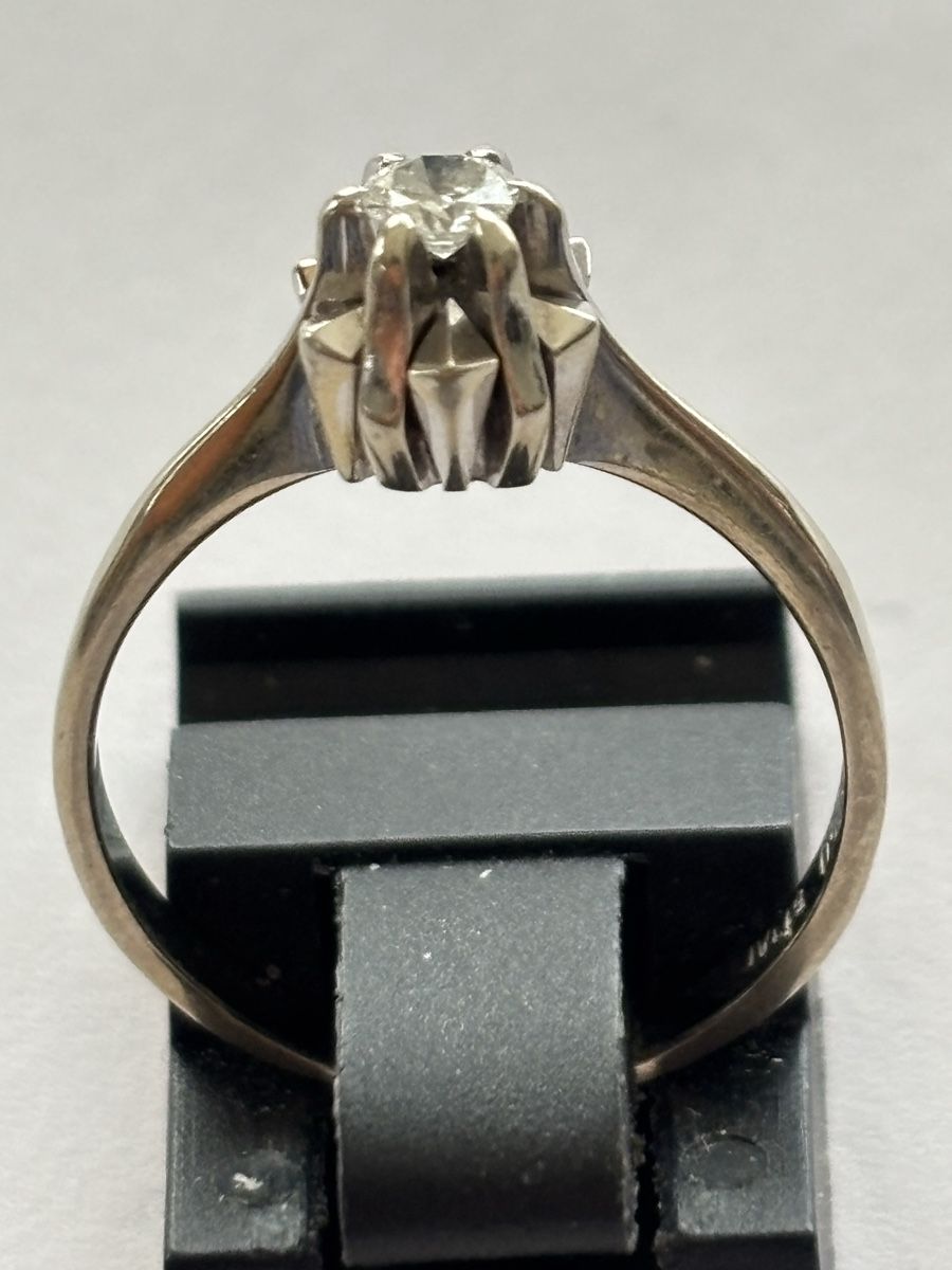 Anelli: Weissgoldring / Diamant 18 Karat – Usato da Langnau am Albis venduto da flusspflege 2