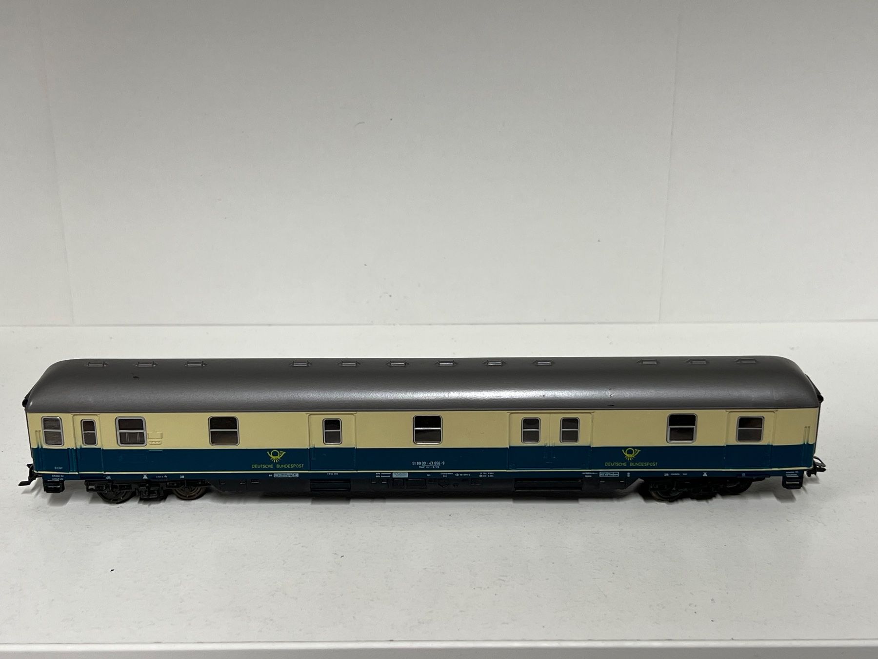 Roco Modellini di ferrovie: Roco DB  Postwagen  H0 DC – Difettoso da Geroldswil venduto da TopTrain54