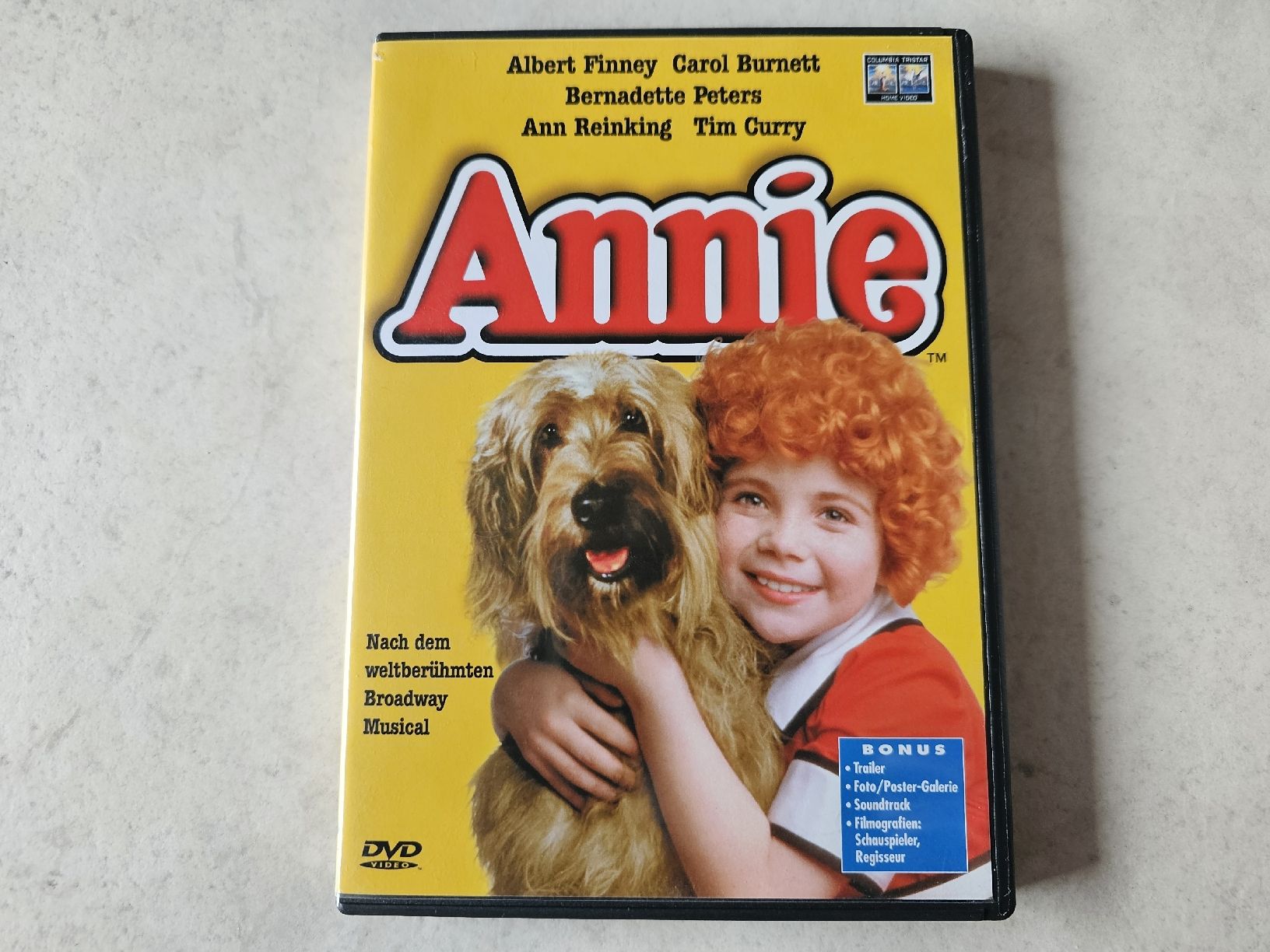 Tous les DVDs: Annie   (Rar.) – D'occasion à Schneisingen par backstore24