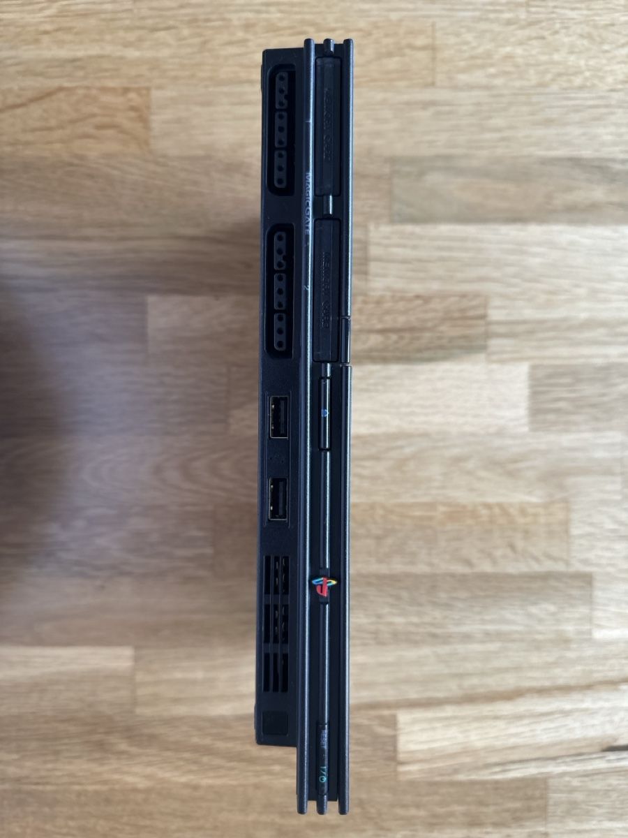 Sony Consoles: Sony PlayStation 2 Slim  – D'occasion à Oberengstringen par sasej 2