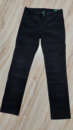 Schwarze Cordhose Benetton Gr. 36