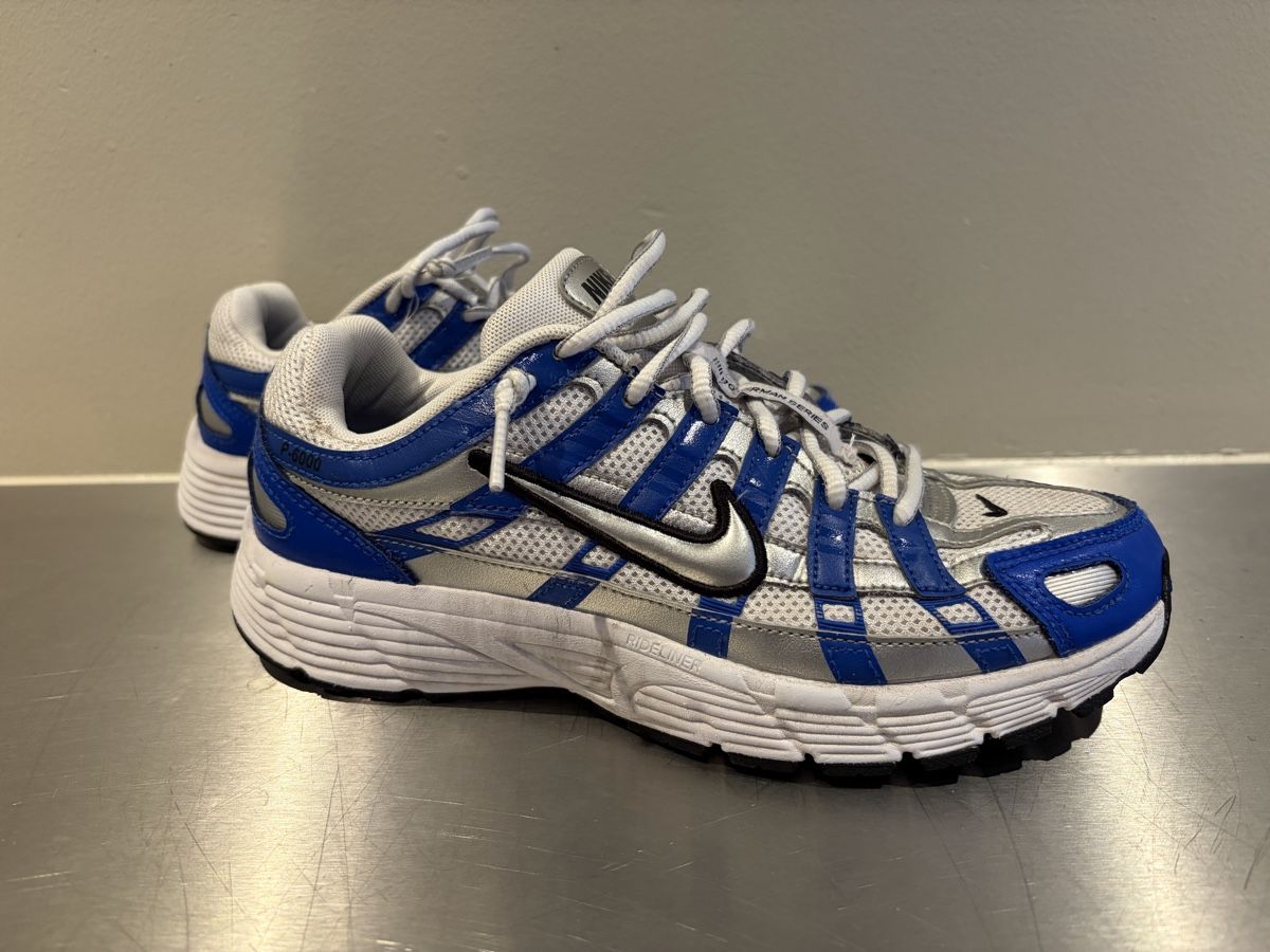Nike Herrenschuhe: Nike Turnschuhe – Gebraucht aus Madetswil von tigerfisch 1