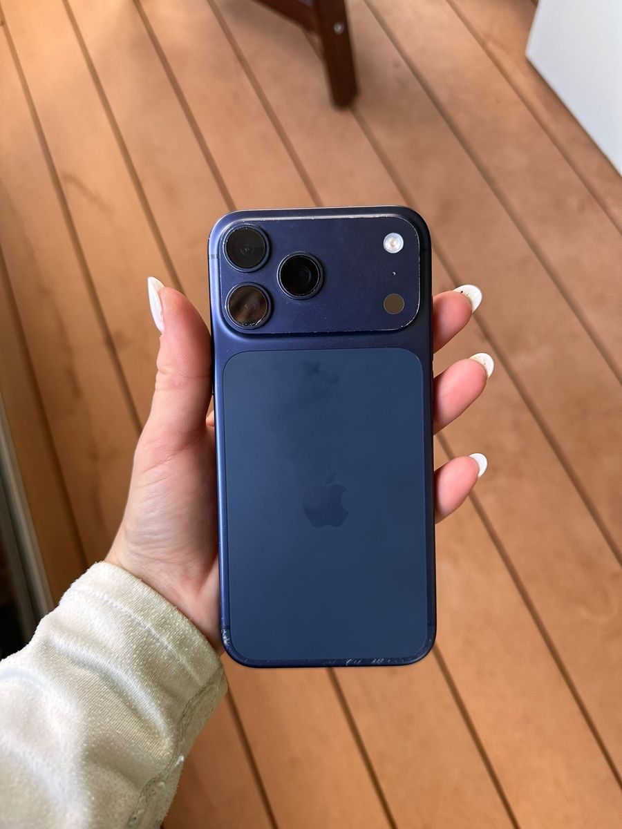 Apple Telefoni cellulari / Smartphones: iPhone 17 pro max 512 GB – Usato da Hägendorf venduto da xma_t72l