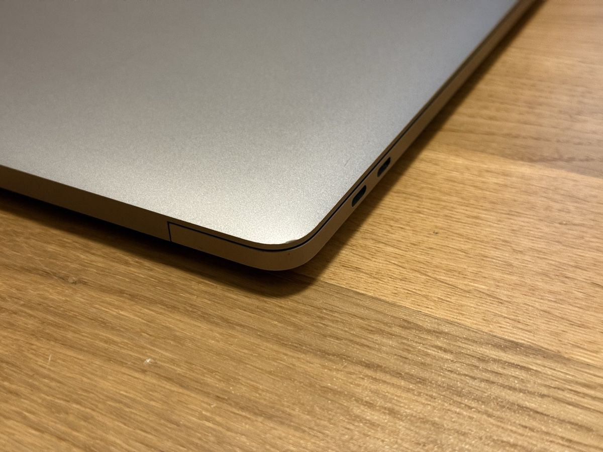 Apple Notebook: Macbook Pro 13 Zoll Intel Core i5 2016 – Usato da Buchs SG venduto da JohnsonRay 6
