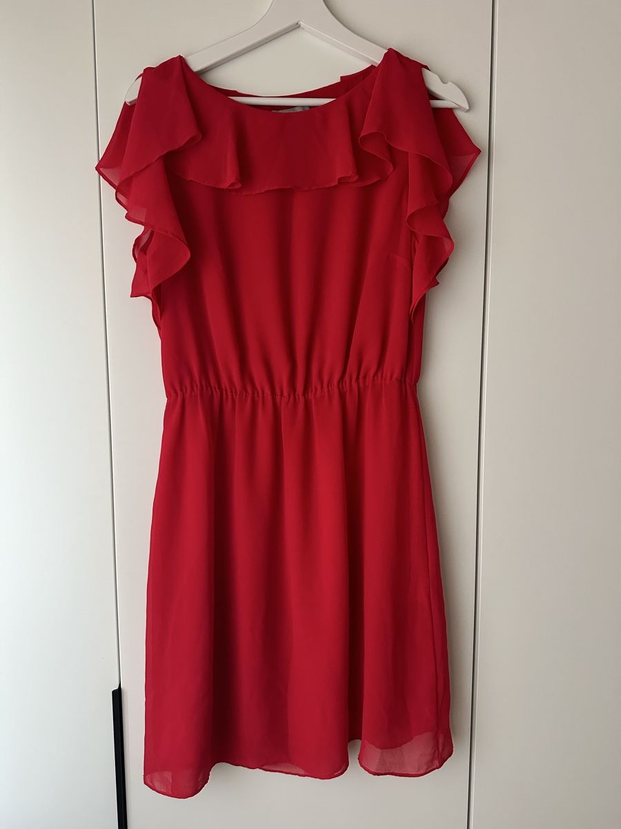 H&M Kleider: Kleid H&M – Gebraucht aus Gelterkinden von Sembe