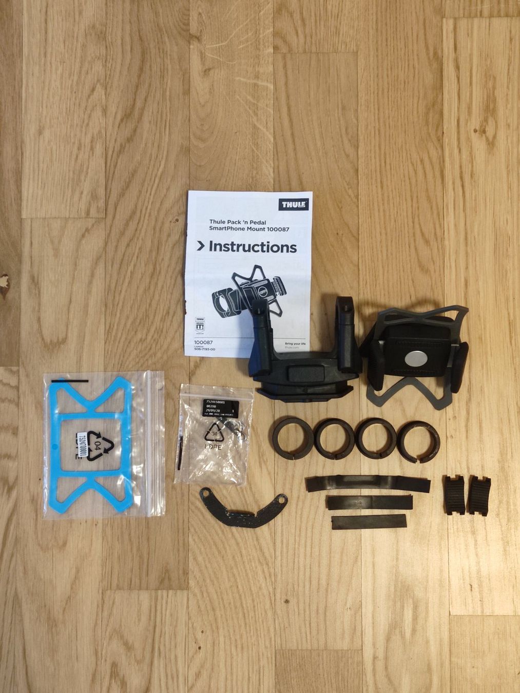 Thule Staffe: Thule Smartphonehalter – Usato da Inden venduto da DonatasO 1