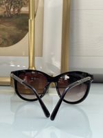 Swarovski Sonnenbrille – Glamour & Eleganz