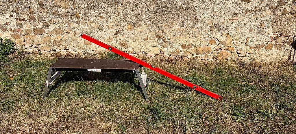 Tutti gli attrezzi: Wasserwaage und Stehbrett – Usato da Arisdorf venduto da Lerpi