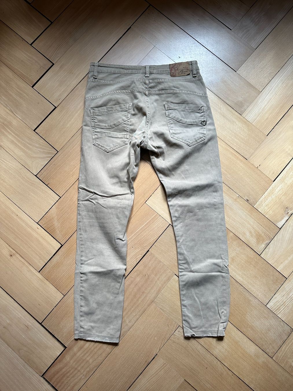 Please Jeans Jeans: PLEASE - Jeanshose braun S – Usato da Zürich venduto da Diazaio 2