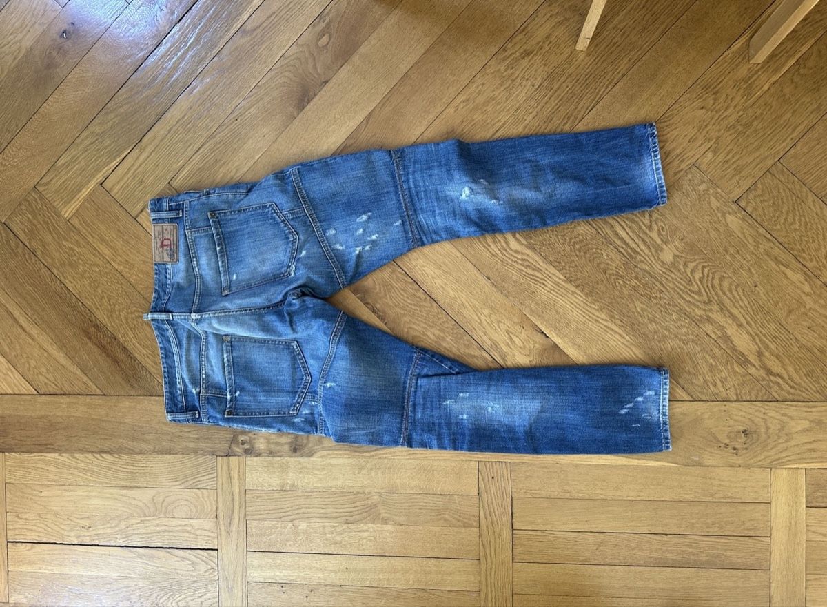 Dsquared2 Jeans: DSQUARED2 JEANS GRÖSSE 50 – Usato da Zürich venduto da pyneen 1