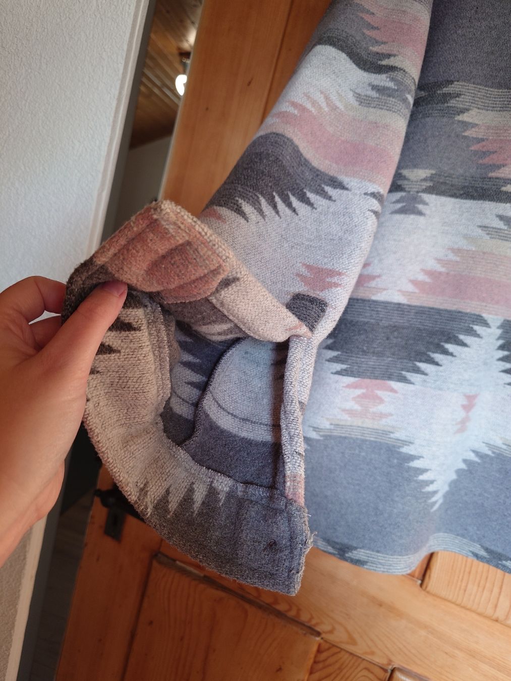 Camicie: XXL Übergangs Hemd im Ethno Design – Usato da Steffisburg venduto da marinzki 3