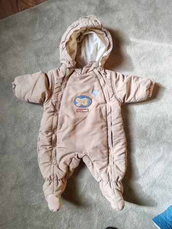 Süsser Winteroverall für Babys Gr. 62, Top Zustand!