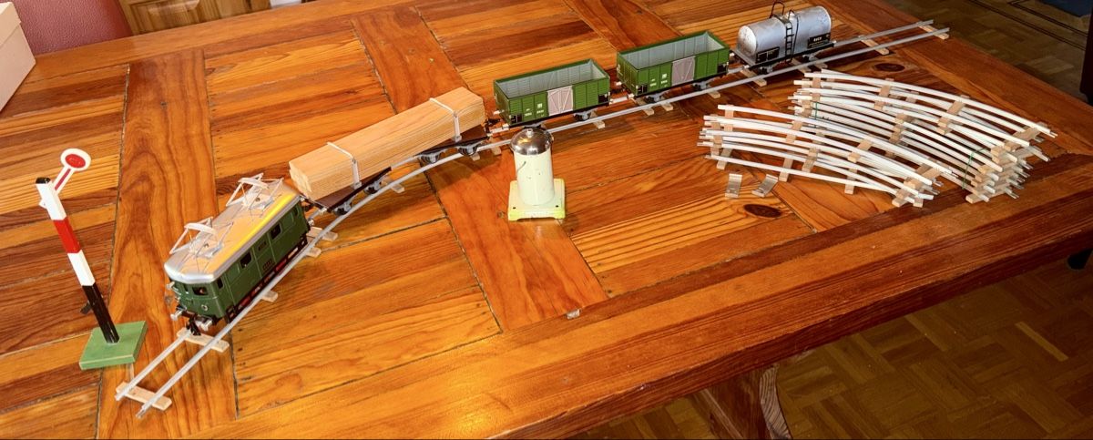 Buco Modellini di ferrovie: BUCO - train de marchandises – Usato da Troistorrents venduto da Patalax