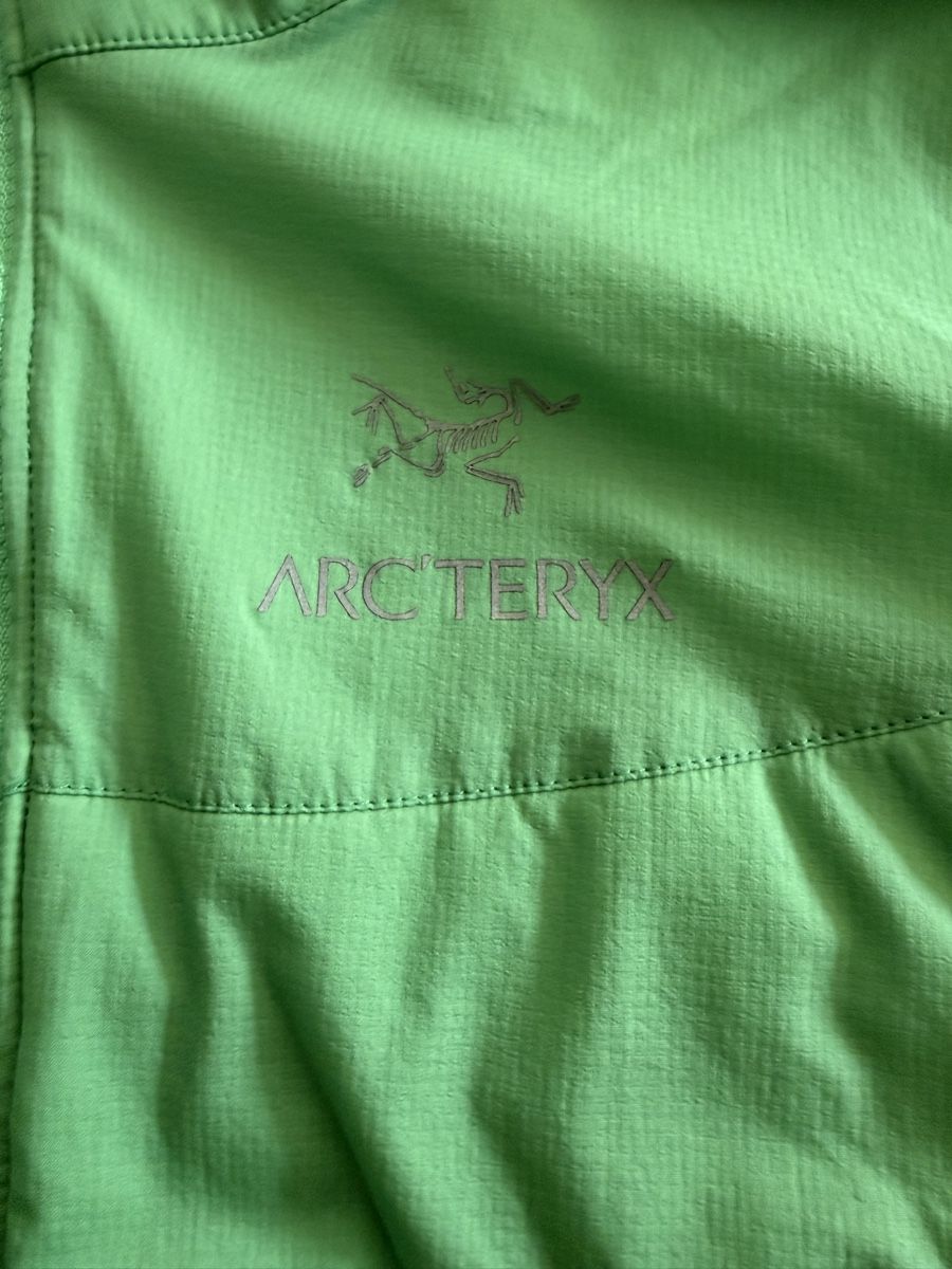 Arcteryx Vestes: Original Arc’teryx Atom Hoodie – D'occasion à Vionnaz par b_f_d_r_g 3