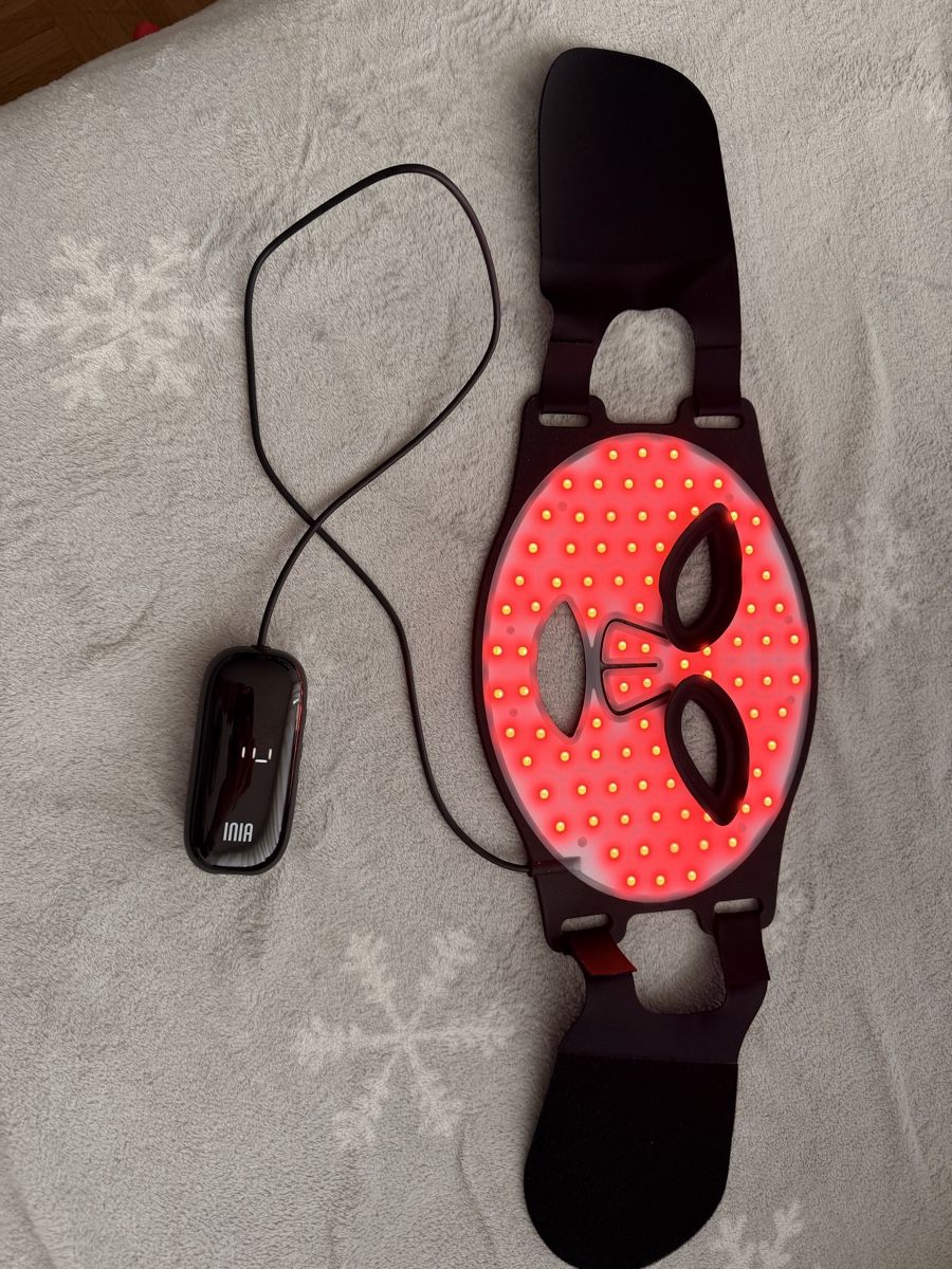 Protezione per viso e udito: Inia Glow 2 Led Light Therapy Mask – Usato da Seewen SZ venduto da nik_89bh 2