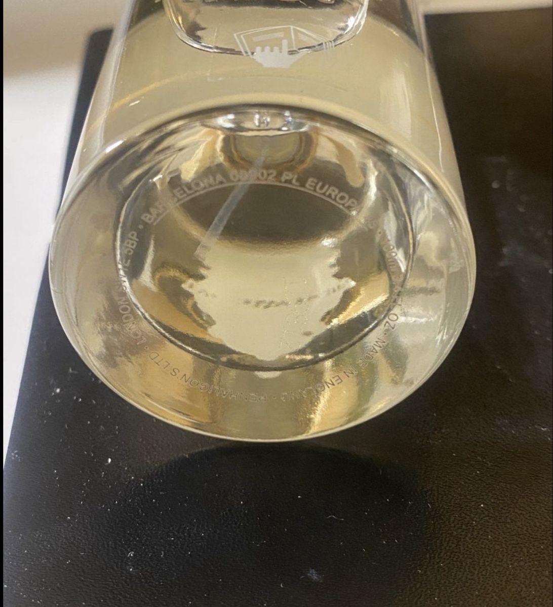 Penhaligon's Parfum & Eau de Toilette: Penhaligon’s Artemisia Eau de Parfum – Gebraucht aus Zürich von sera_87 1