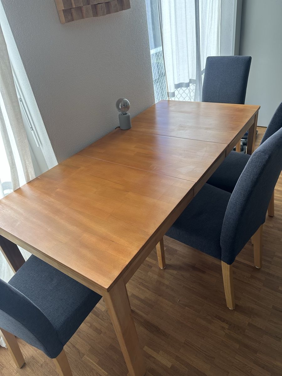 Tische: Tisch inkl 4 Stühle – Gebraucht aus Zürich von Snow44 1